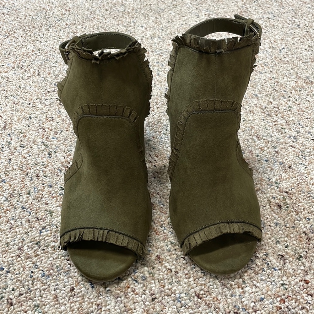 MIA Heels